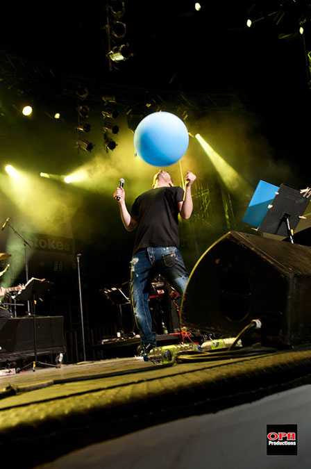%_tempFileName_PIC8211%